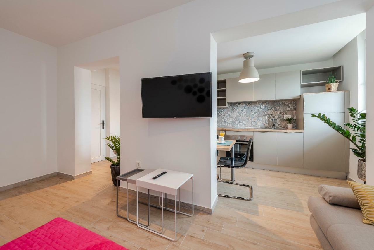 Seven Apartman Zadar Exterior foto